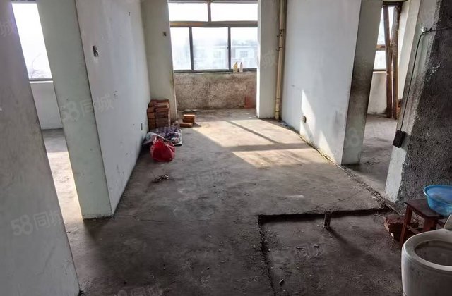 吉炭小区2室1厅62.62㎡12万二手房图片