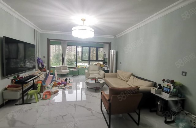 四叶草 开发区碧桂园国岳府 精装四室两卫免大税带车位双阳台