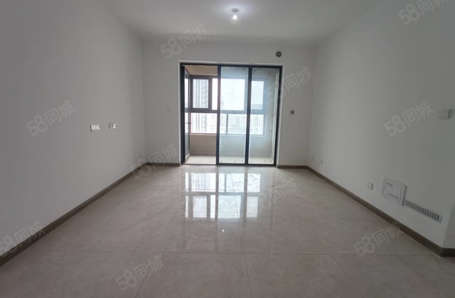 民生凤凰城17号院  57.6萬 新一中 颐中外国语 文汇苑