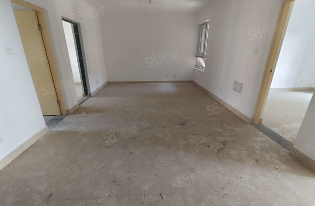 单价5000，二中附近，徒骇河边，大三室，走一手没有过户费