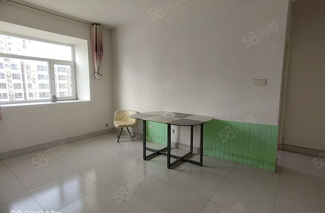 一实验 南湖新城 中间楼层 带车位储藏室 有证免大税随时看房