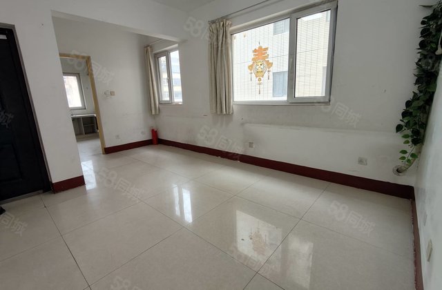 金柱绿城 多层三楼边户 乐园实验 湖北小区 眼科医院鸿顺花园