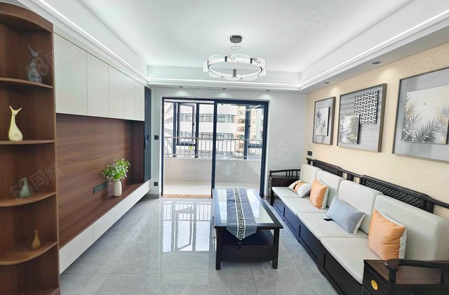 龙城新景3室2厅93.44㎡135万二手房图片