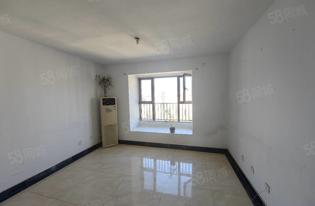 东关国际东区。急售。送车储。商品房。文轩总部，随时看房