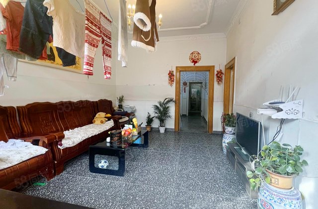 新联巷小区4室2厅130.47㎡160万二手房图片