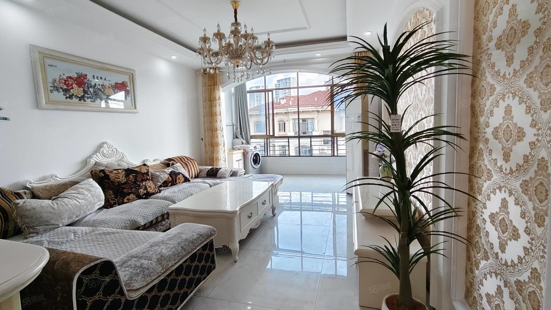 地中海风情7室2厅3卫102.3㎡南北60万