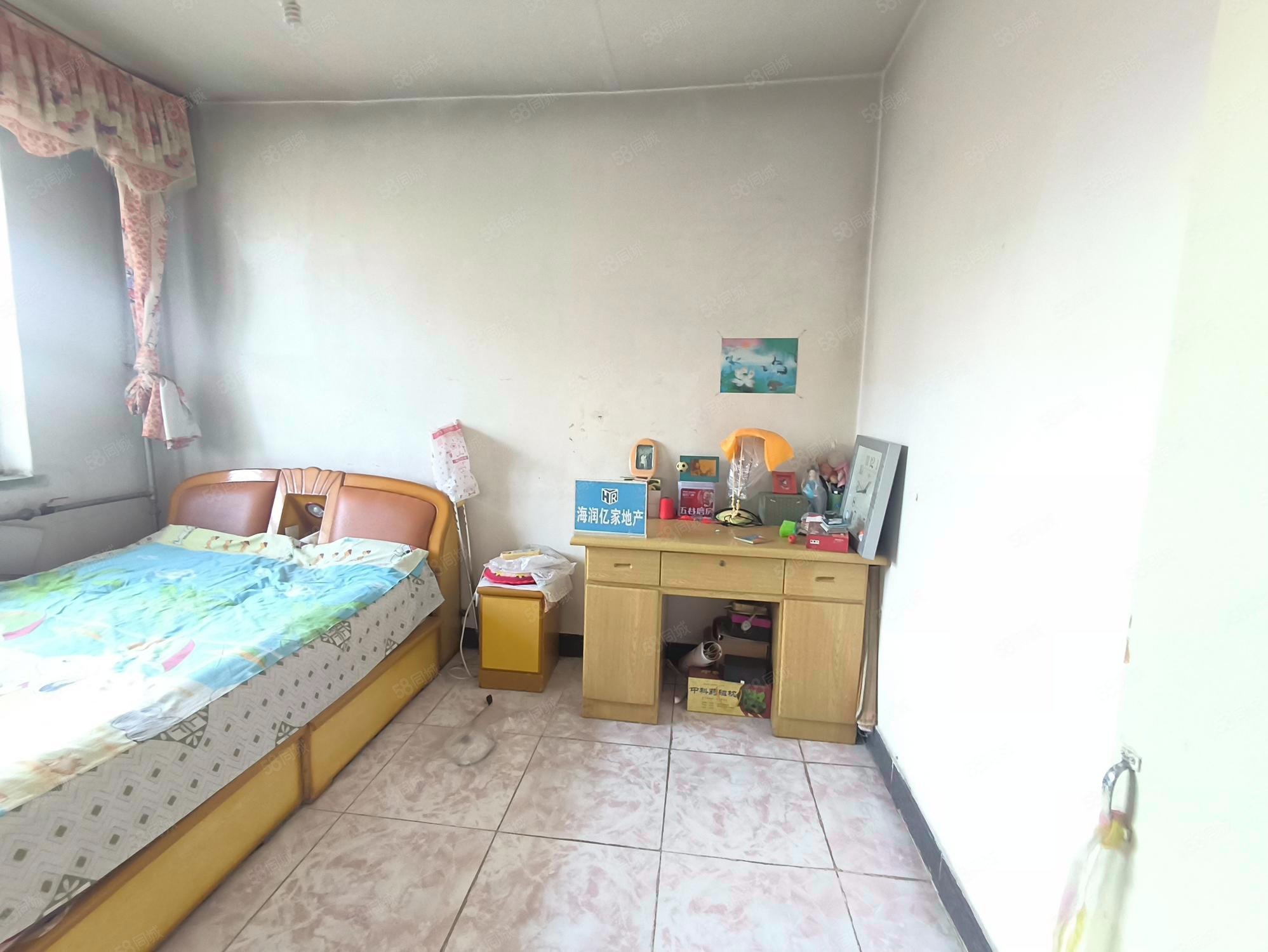 恒安小區(qū)3室1廳1衛(wèi)84㎡南北115萬