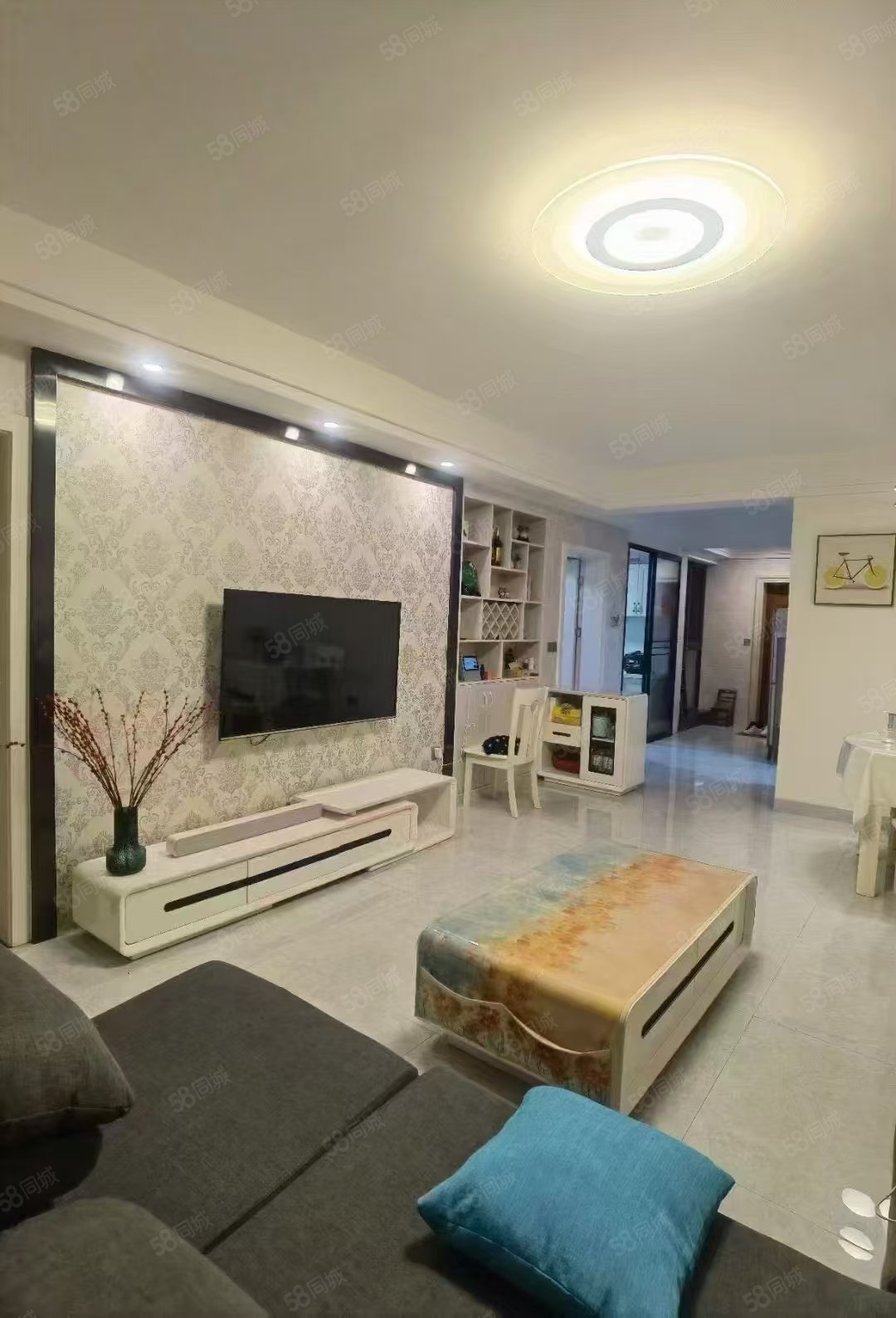 万象广场2室1厅1卫85㎡南北66万