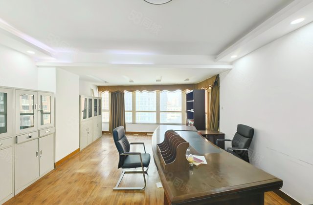 金成国际广场4室2厅214㎡129万二手房图片