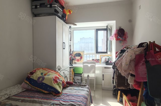 温馨两室，总价合适，莲湖新城，昌润莲城，水岸花语2室，楼层好