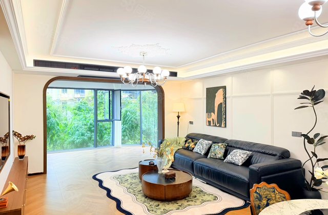 金色比华利5室2厅157㎡125.8万二手房图片