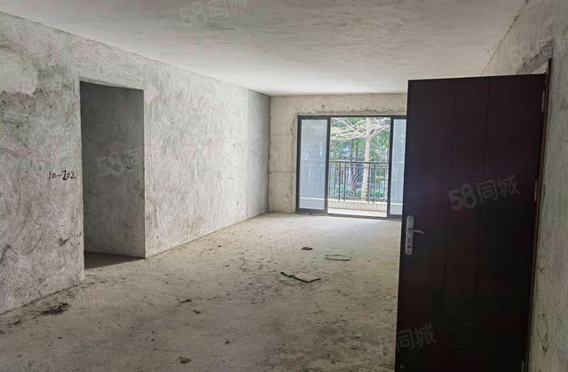 北滘海琴水岸5室2厅192.31㎡320万二手房图片