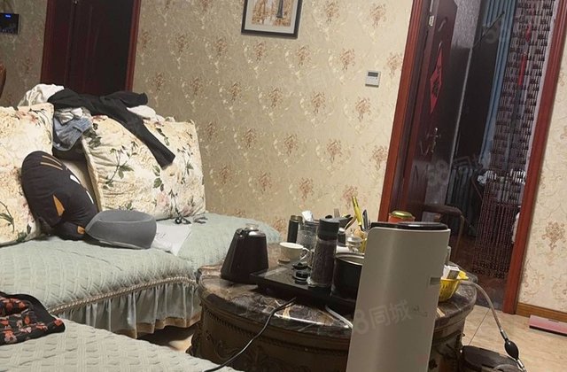 比华利国际城三期4室2厅105.19㎡260万二手房图片