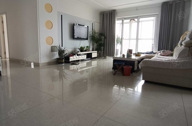 金柱康城4室2厅2卫