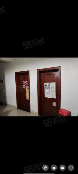 岷江花苑E区4室2厅2卫160.9㎡东35万