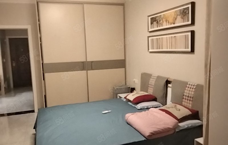凯旋城2室2厅1卫106㎡南83万