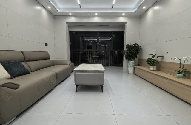 广恒中央城4室2厅136.88㎡67.8万二手房图片