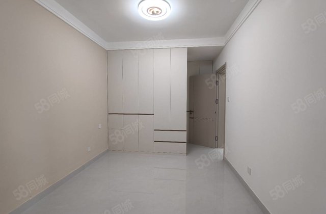 急急急售  精装房 可隔三室 送储 外国语 新一中 培文