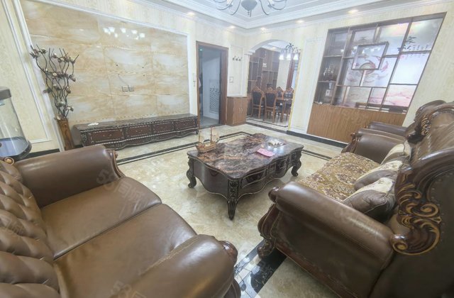 五星百货附近 东昌中学精装带家具家电 中华御苑 三室免大税