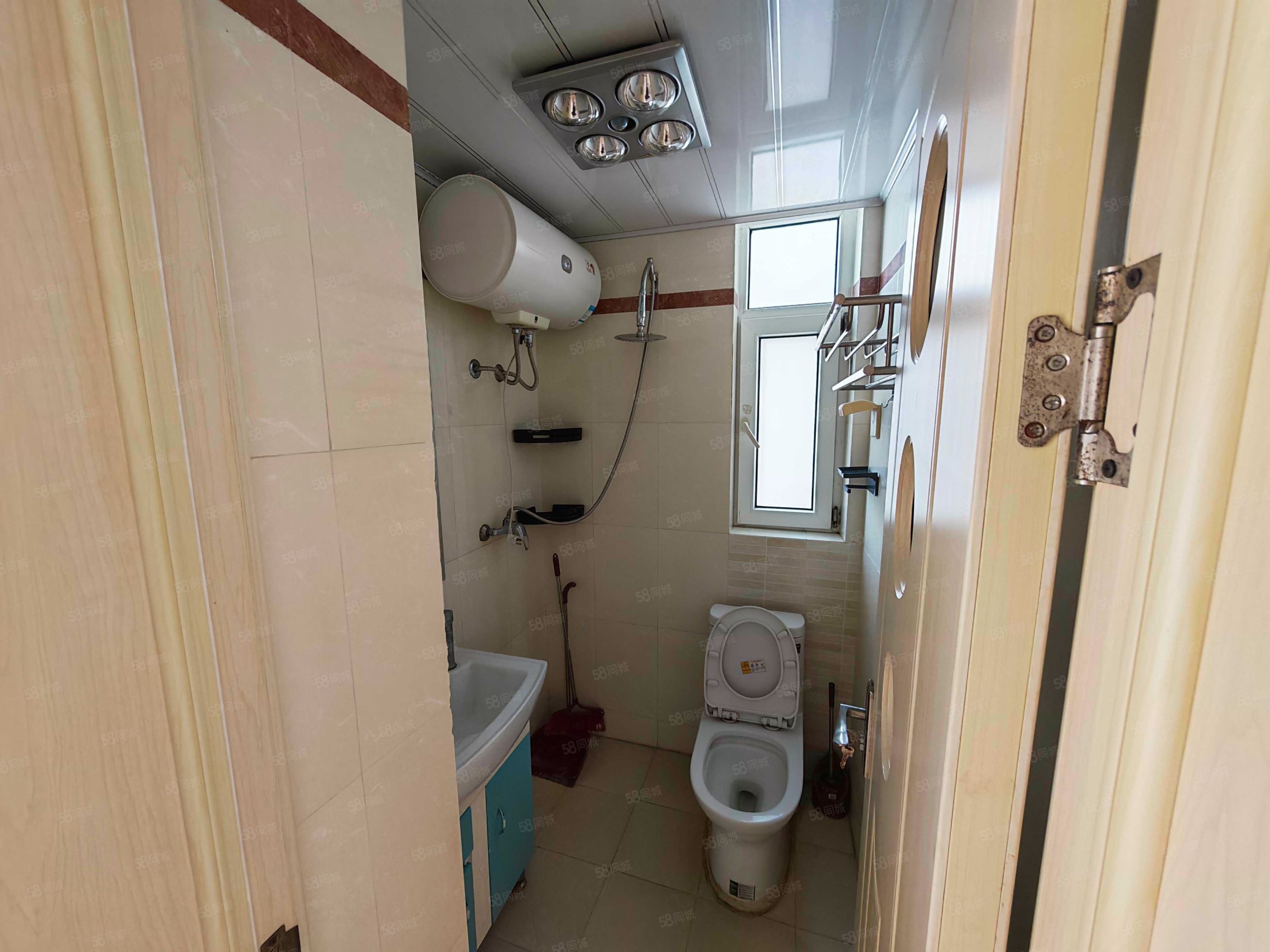 祥隆花園2室1廳1衛(wèi)84㎡南19.98萬