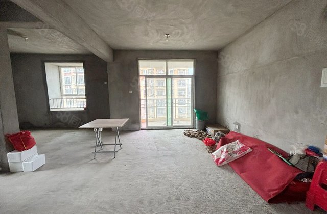大地崇阳新都3室2厅101㎡47万二手房图片