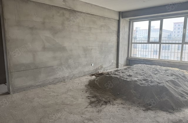 美和苑4室2厅135㎡60万二手房图片