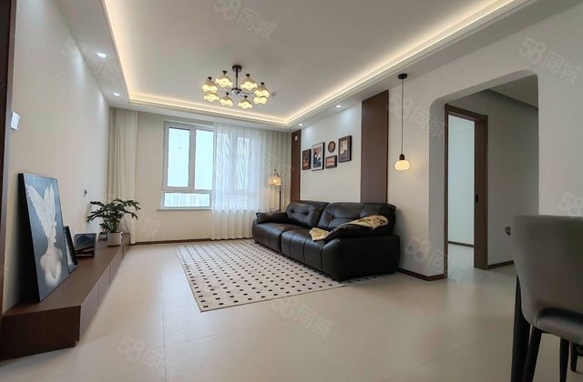 翡翠滨江3室2厅110㎡67万二手房图片