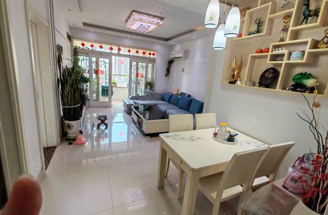 急售东昌中学，外国语实验！带车位精装三居室，小高层，看房方便