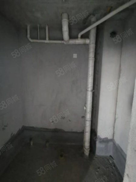 SK新城3室2厅1卫130㎡南北39.8万