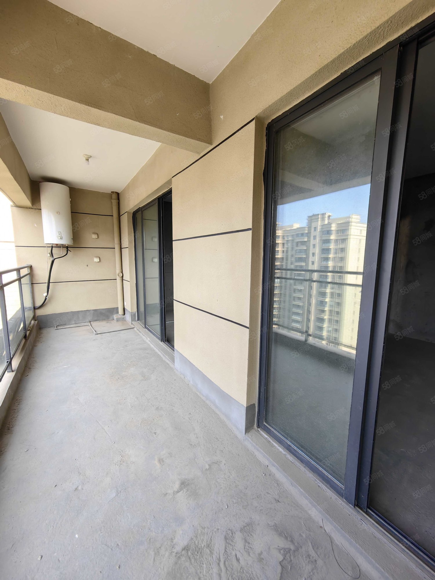 佳源星港城3室2厅2卫126.28㎡南北67万