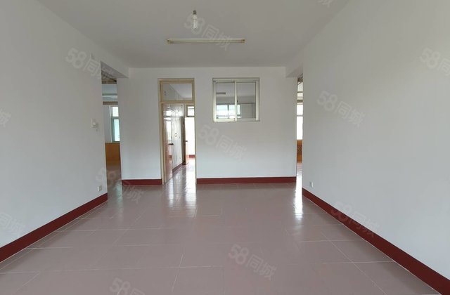 市中心公园旁 山环家园 宝徕花园中间楼层 单价5千 三室朝阳