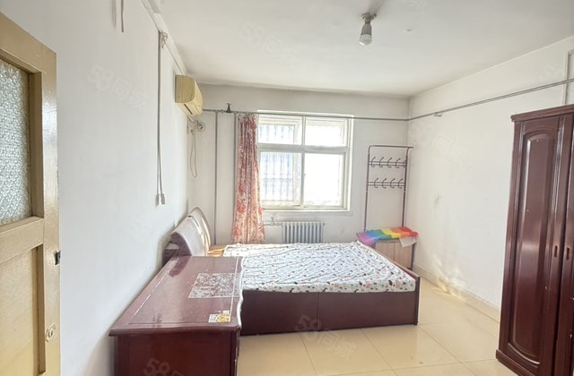 文轩中学外国语 建材家属院 2楼 三室一厅 免大税急售可按揭