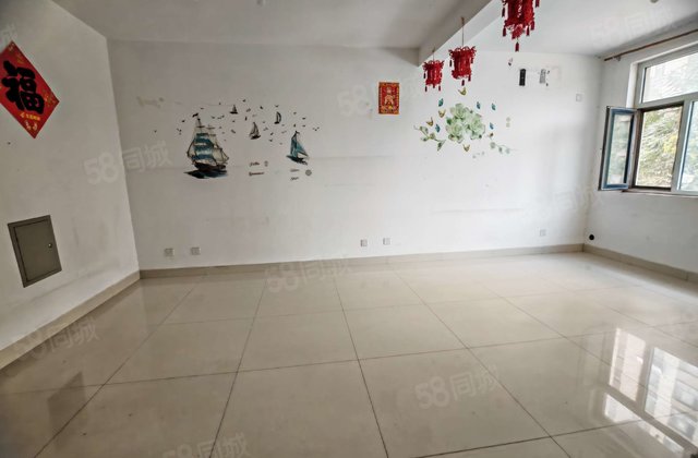 火车站西 单价三千多 2019年地暖房 马上免大税