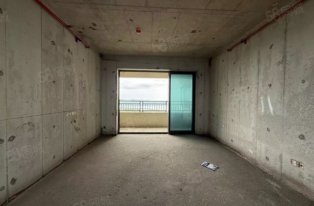 雅居乐山海郡4室2厅142㎡88万二手房图片