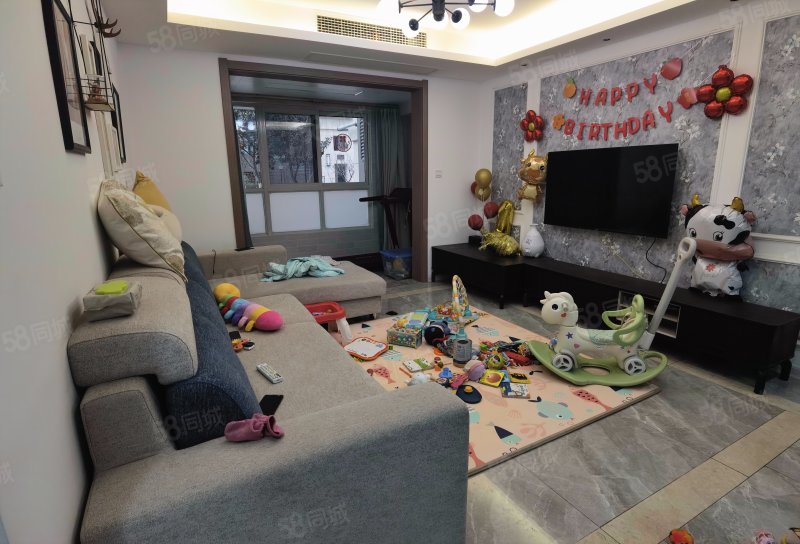 馥桂园朗苑3室2厅2卫118㎡南190万