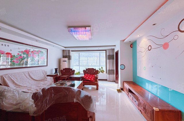 湖边城市主人高档小区！11层电梯洋房！南北通透！带车位储藏室