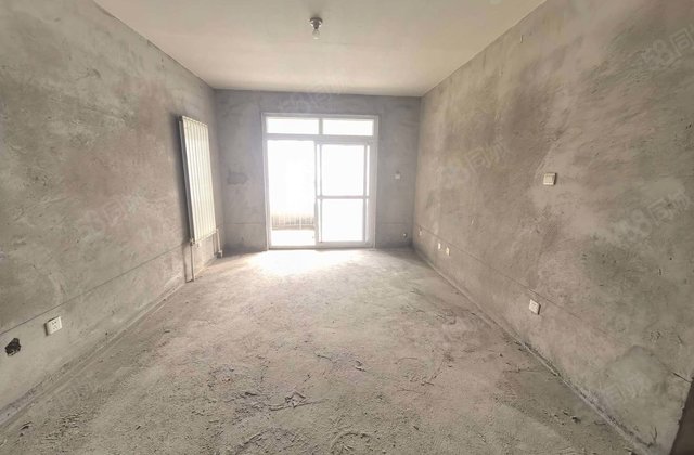 曹演庄社区3室1厅104㎡68万二手房图片