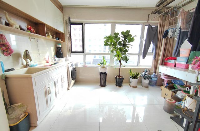 急售90振华东昌丽都北区开发区清水湾实验东昌三中可隔三室有储