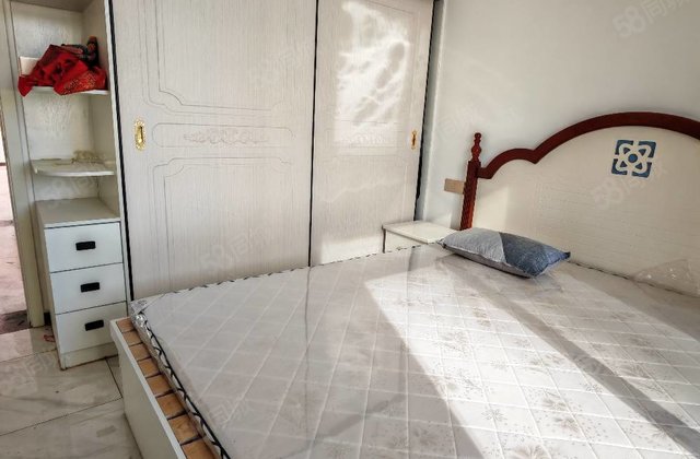 北海62郡3室2厅137㎡60万二手房图片