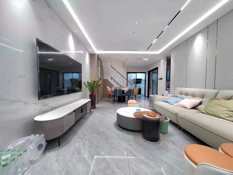 华侨海景城东南向未入住可做新婚房