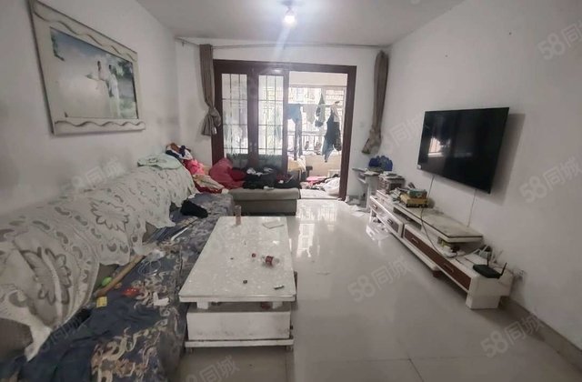 房东急售，星美城市广场三室两厅两卫，南北通透户型，价格可聊