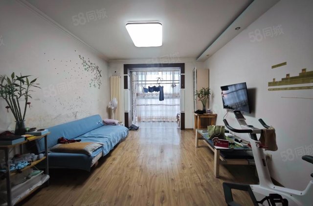 燕平家园2室1厅104.91㎡350万二手房图片