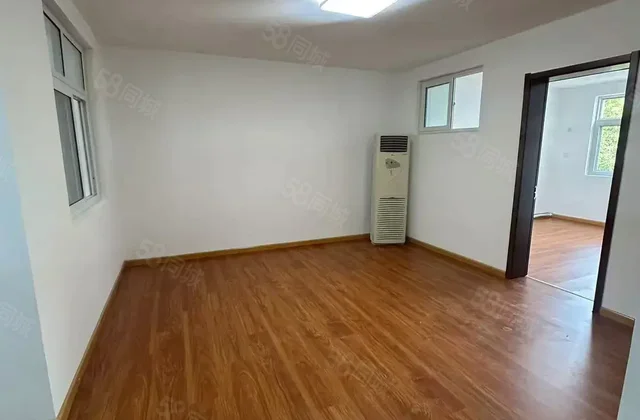 老东昌 五交化家属院 精装修 南北通透 3室2厅