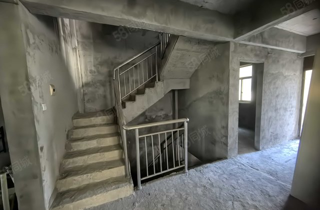 御丰水景湾6室2厅366㎡158万二手房图片