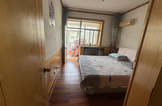 综合楼 四院 兴华路 东 昌 好停车 非顶有储