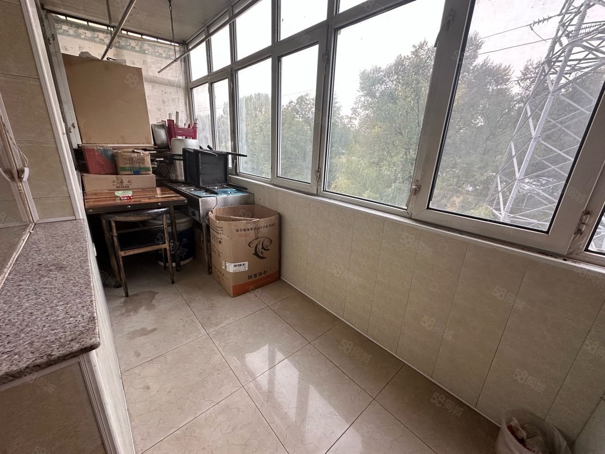 热电小区(东安区)3室1厅1卫81㎡南北15.5万