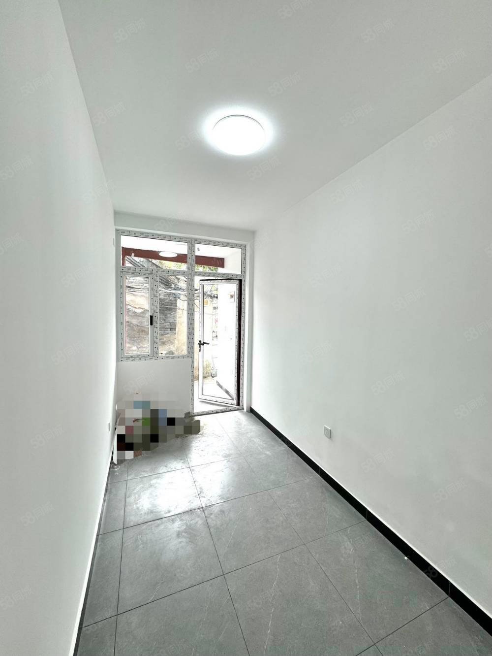 石板胡同小區(qū)1室1廳0衛(wèi)13.55㎡南北170萬