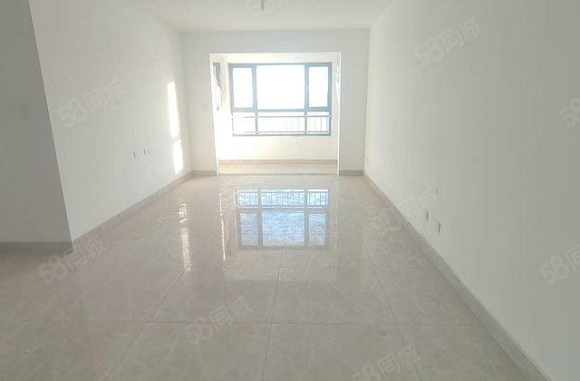 观景房 次新小区 新房未住 莲湖新城 三室 车位储藏室