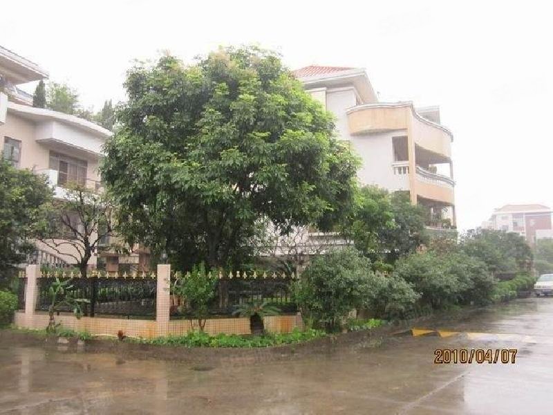 豪华装修四房 前后大花园 带产权车位 急售,黄沙岛别墅-广州58同城