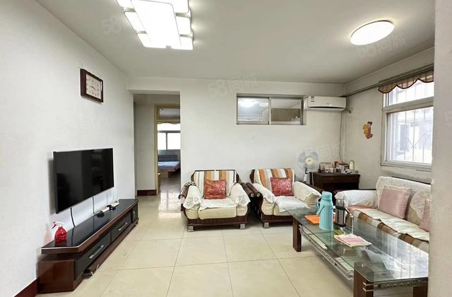 七中北 家属院一楼 精装三室全明户型 免大税带储停车方便